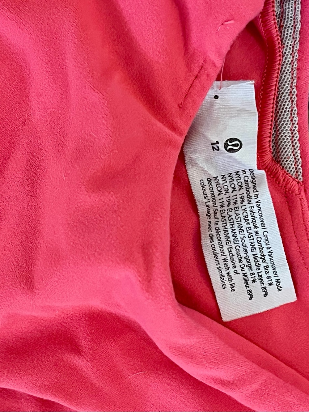 šLululemon Align V-Neck Bra *Light Support, C/D cups - Lip Gloss - Picture 4 of 4